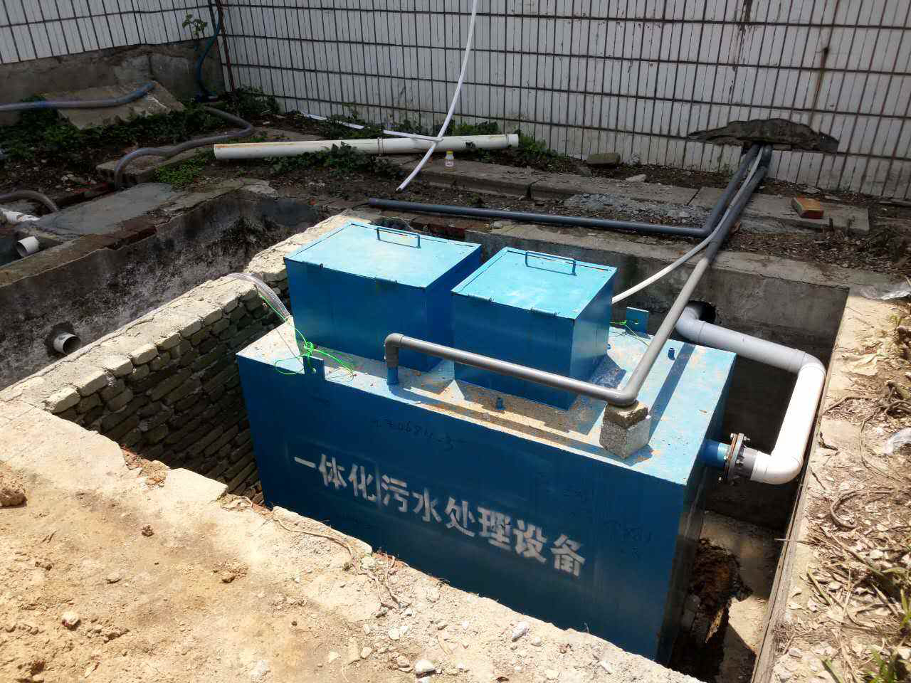 污水處理設(shè)備